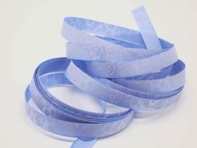 5M x 10mm flower pattern ribbon - white on lavender background