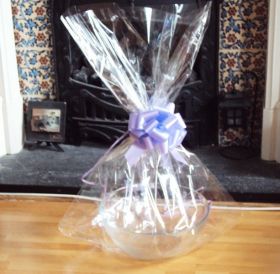 JEMPAK UK 20" x 30" LARGE cellophane basket bags with LAVENDER pull bow (Pack of 1)