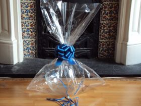 JEMPAK UK® 20" x 30" LARGE cellophane basket bags with ROYAL BLUE pull bow (Pack of 1)