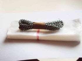 JEMPAK UK Pack of 50 Mini clear gusseted cellophane bags (2½” x 1¼” x 7½") including 10M Forest green bakers twine 
