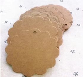 JEMPAK UK Pack of 25 blank round scalloped Kraft gift tags  (6cm diameter) for Packaging/Gift Wrapping/Card-making/General Decoration